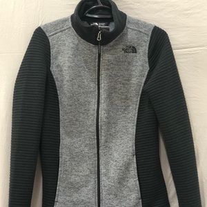 North Face zip up sweatshirt / jacket